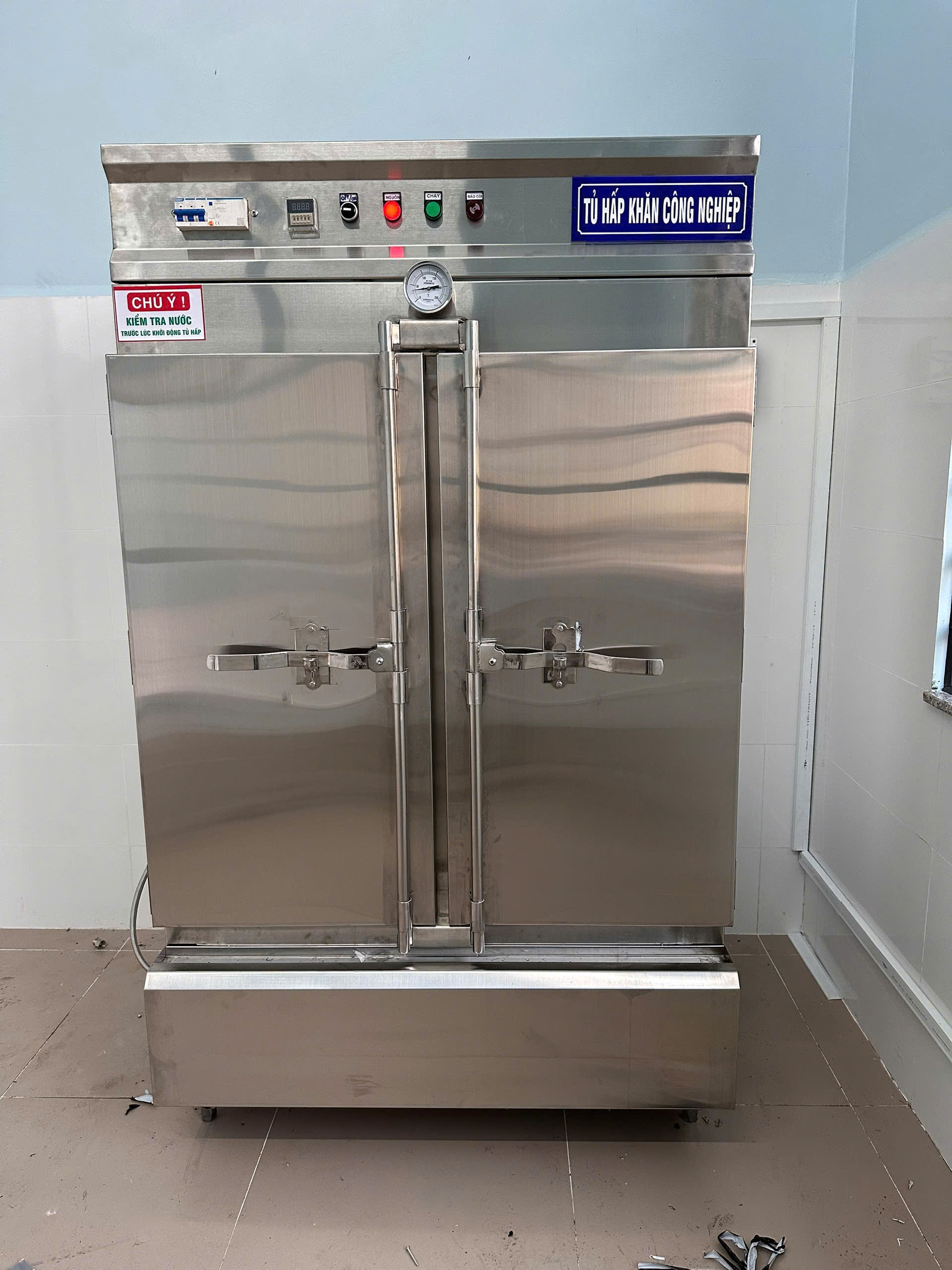 Tủ sấy khăn gia công theo yêu cầu